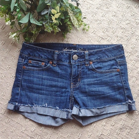 American Eagle Outfitters Pants - American Eagle blue jean short (stretch)